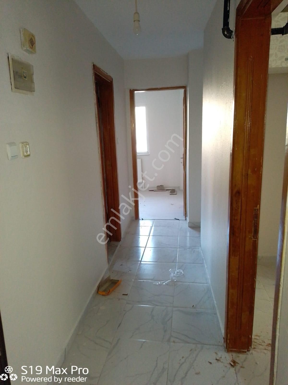 Şehzadeler Akpınar Kiralık Daire Manisa Şehzadeler Akpınar Mahallesinde 10 Bin Tl Ye Kiralık 3+1 Daire