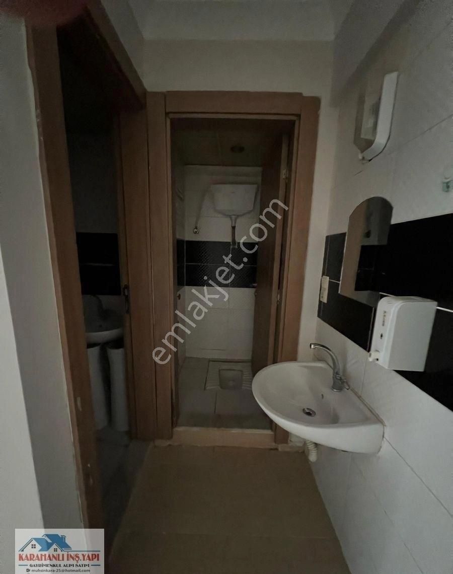 Yunusemre Muradiyede Satılık 2+1//90m28yaşında Zemin Daire - Görsel 7