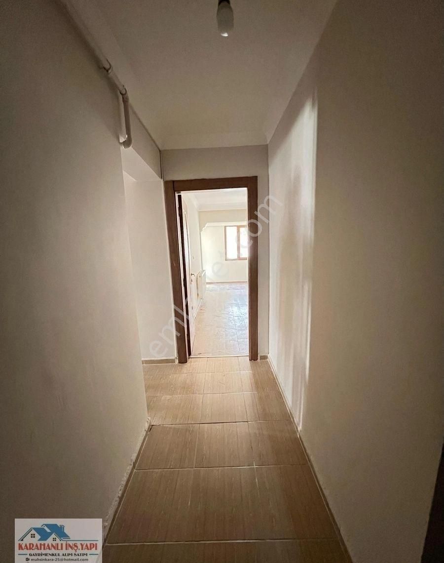 Yunusemre Muradiyede Satılık 2+1//90m28yaşında Zemin Daire - Görsel 10
