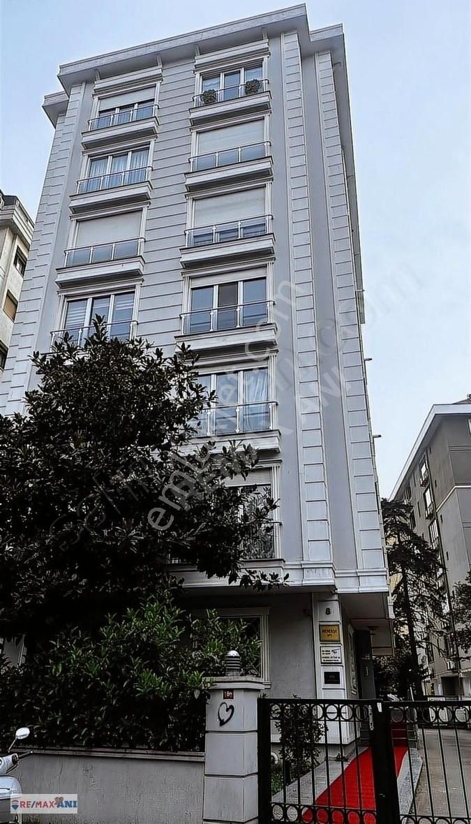 Kadıköy Zühtüpaşa Satılık Daire Remax Anı 'dan Kadıköy Zühtüpaşa 'da 3+1 Satılık Daire