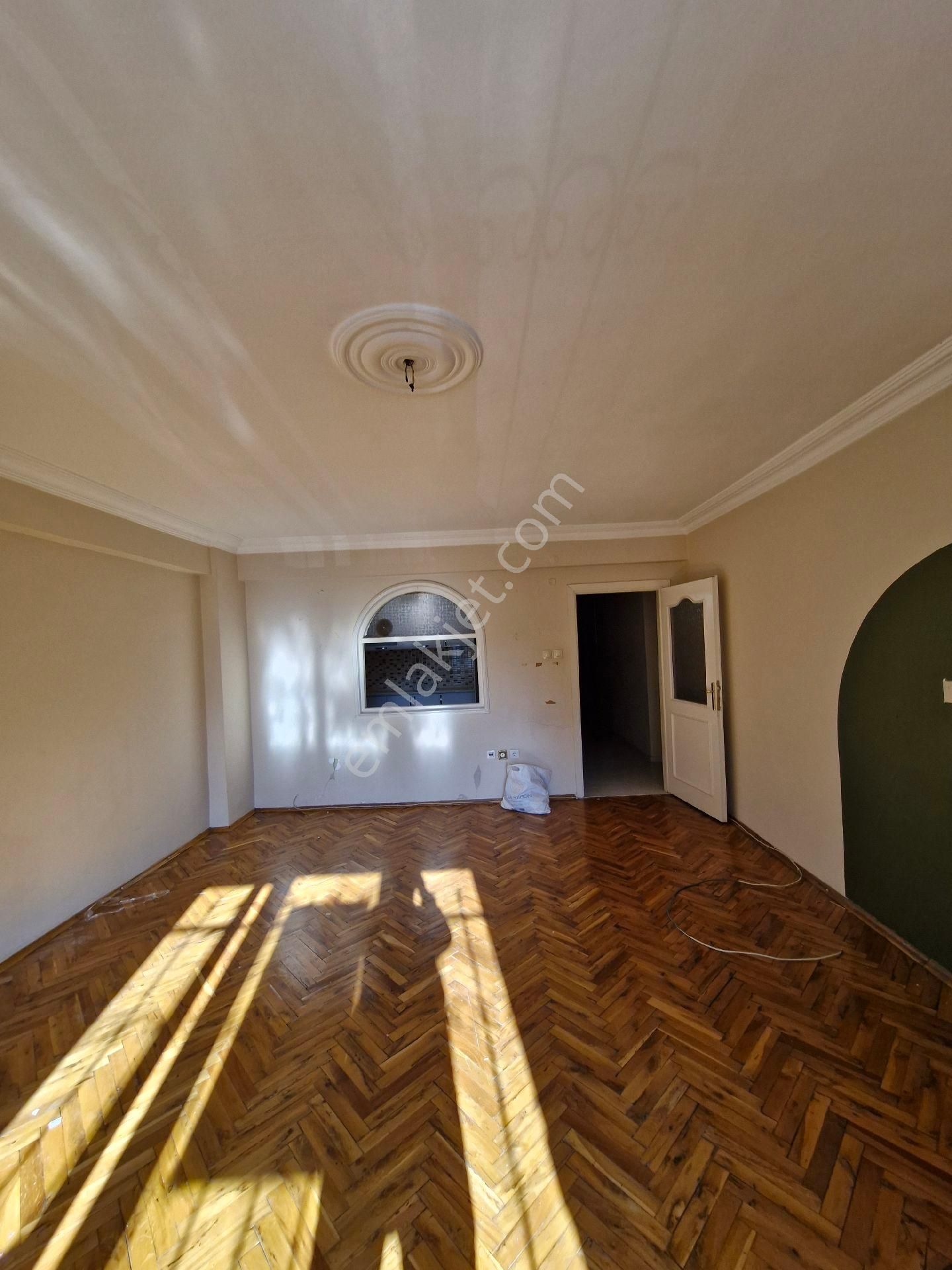 Adress'ten Cennet Mah. Satılık Turgut Reis Cd. Ön Cephe 130 M2 3+1 Daire - Görsel 2