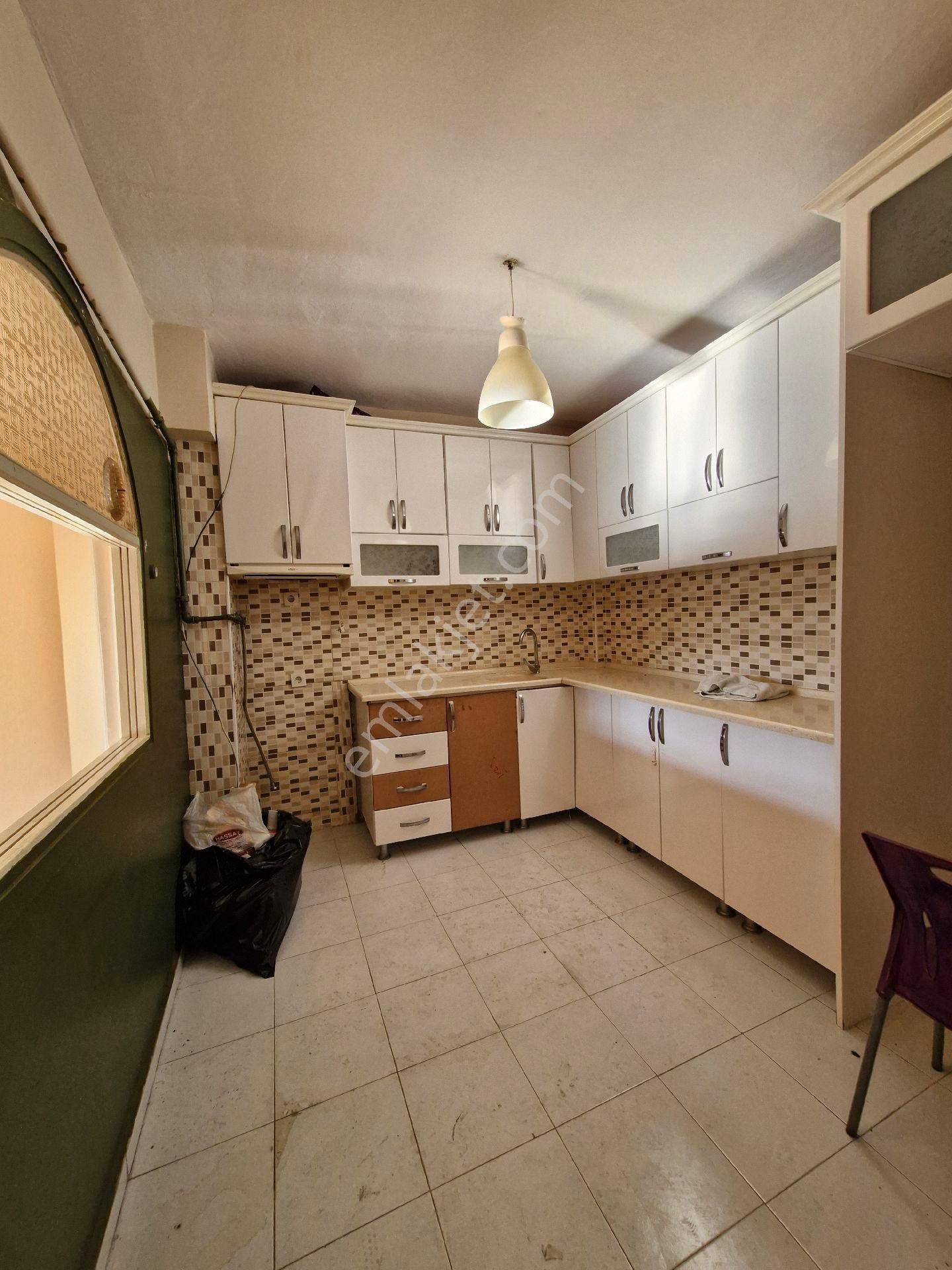 Adress'ten Cennet Mah. Satılık Turgut Reis Cd. Ön Cephe 130 M2 3+1 Daire - Görsel 4