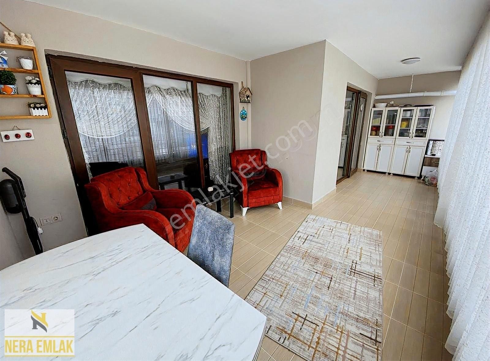 Yenimahalle Pamuklar Satılık Daire Pamuklar Kızılcahamam Cadde Üzeri Sitede G.odası E.banyo 4+1