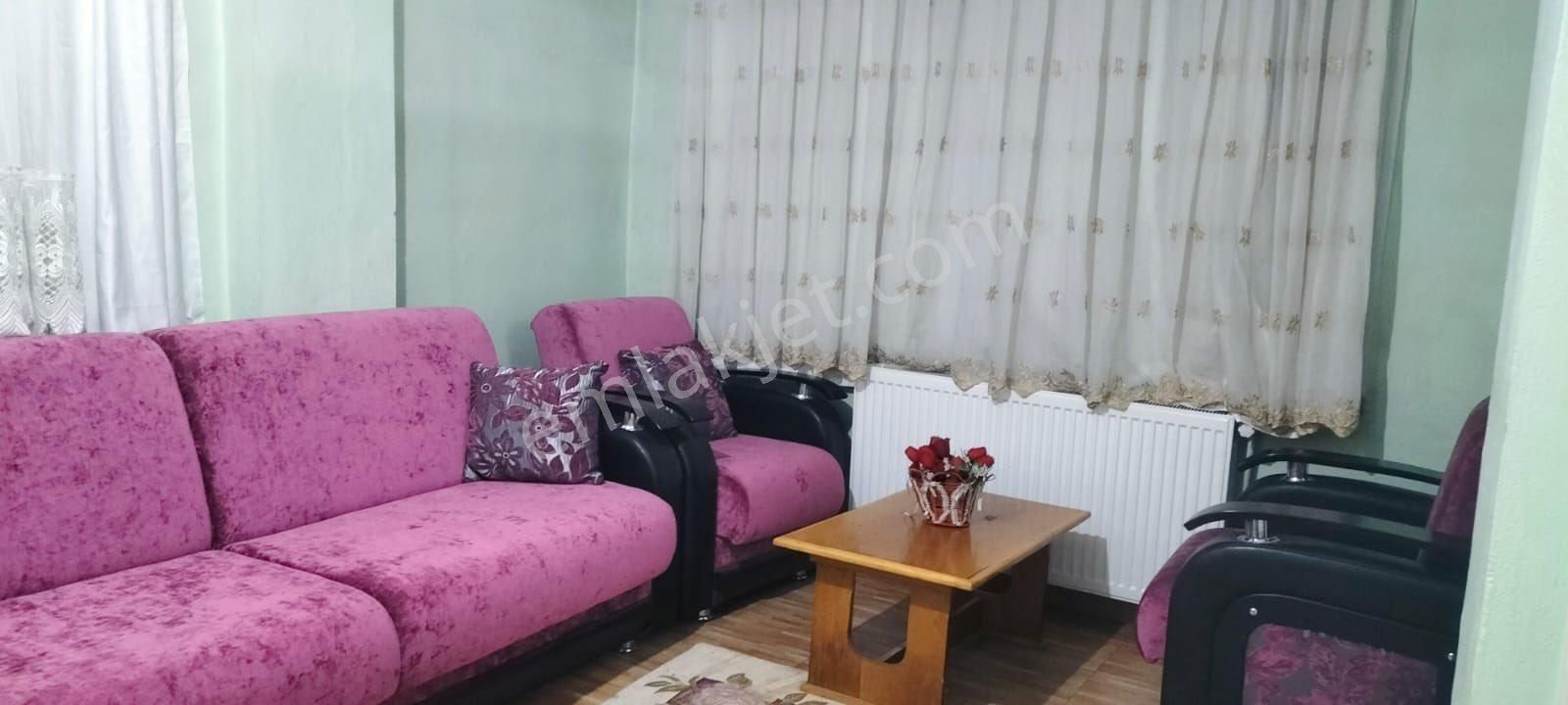 Küçükçekmece İnönü Kiralık Daire İnönü Mahallesi’nde 3 + 1 Full Eşyalı Kiralık Daire