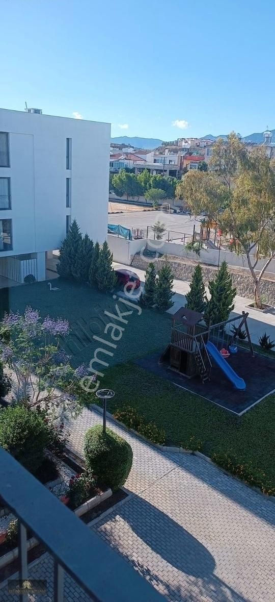 Lefkoşa Hamitköy Köyü Satılık Daire K.k.t.c Lefkoşa Da 2+1 Site İçerisinde Daire