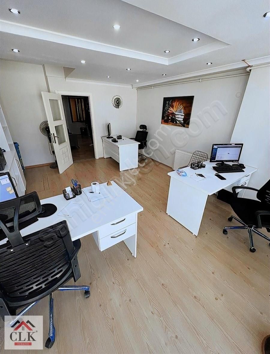 Clk'dan Satılık 3+1 Ofis&daire Olarak Kulanıma Mümkün - Görsel 3