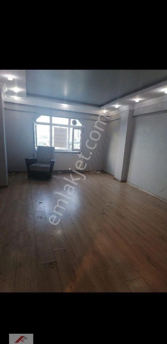 Ümraniye Armağanevler Kiralık Daire Ümraniye Armağanevler Alemdağ Caddesi Üzerinde Çakmak Metro Karşısında 3+1 Kiralık Boyanmış Kiralık