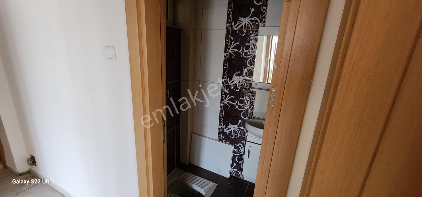 Çankaya Yukarı Bahçelievler Kiralık Daire Bahçelievler'de Kiralık 3+1 Ara Kat Ön Yapılı Kombili