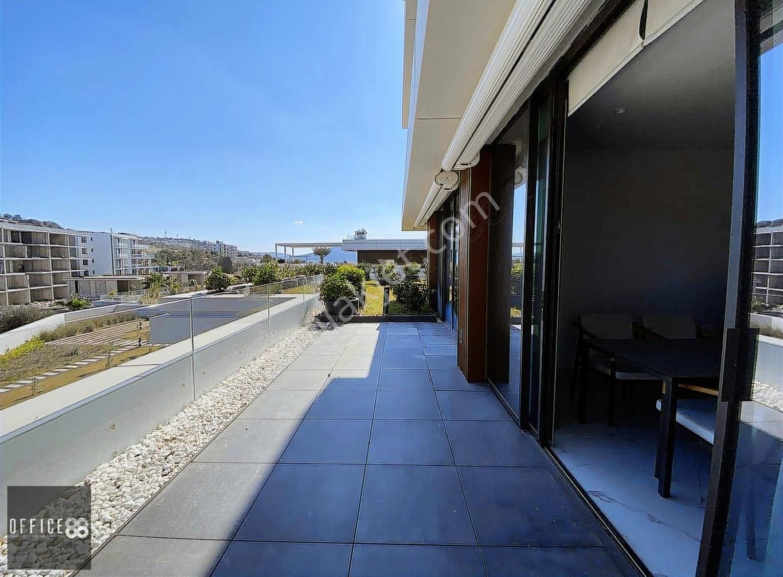 Çeşme Ayasaranda Marinera Suits'te Eşyalı Kiralık Rezidans Daire - Görsel 7