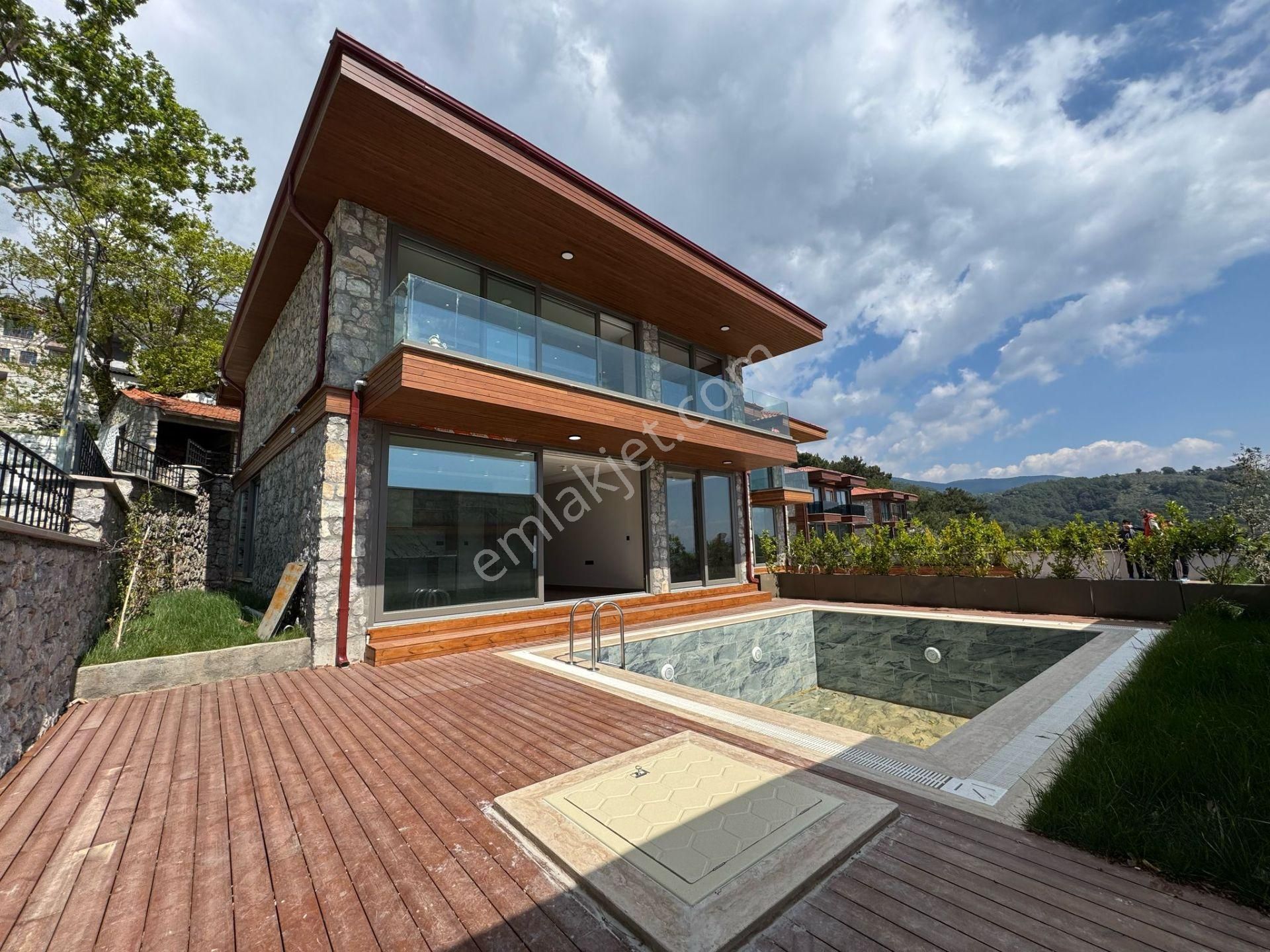 Güre Kavurmacılar'da Hayalinizdeki Yaşamı Keşfedin,lüx Taş Villa