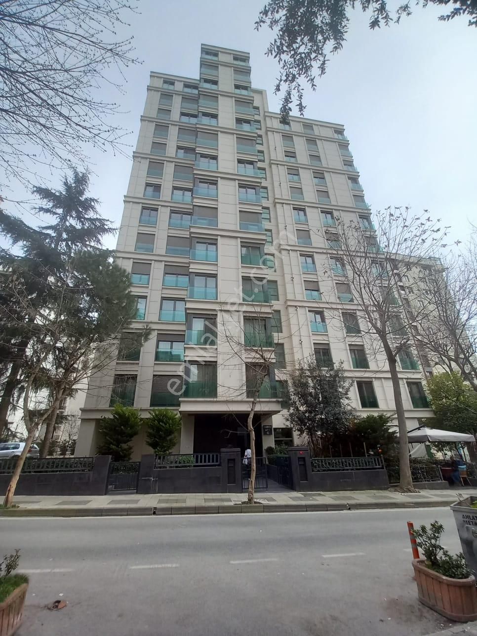 Kadıköy Suadiye Satılık Daire Suadiye 'de Caddeye 3.paralel Satılık 3+1 Net 110 M2 Mutluol Proje 'den