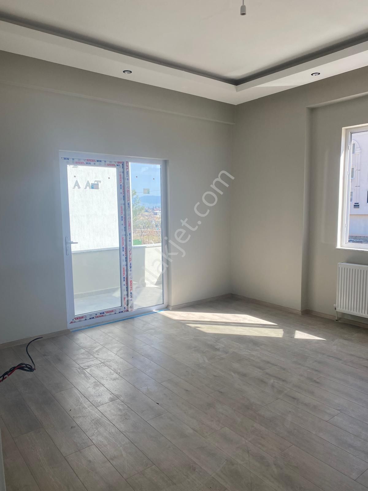 Satılık 2+1 Sıfır Daire Pınarbaşı 1.kat 2.350.000 Tl.