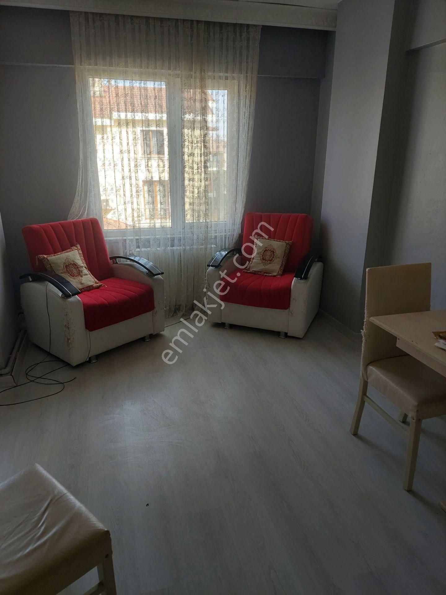 Serdivan Arabacıalanı Kiralık Daire Serdivan Avm Arkası Ara Kat 2+1 Kiralık Eşyalı Daire