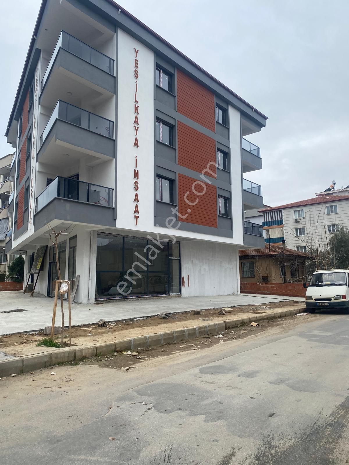 Alaşehir İstasyon Satılık Daire 🏠lider Gayrimenkul' Den İstasyon Mah. De 2+1 Kapalı Mutfak Satılık Daire🏠