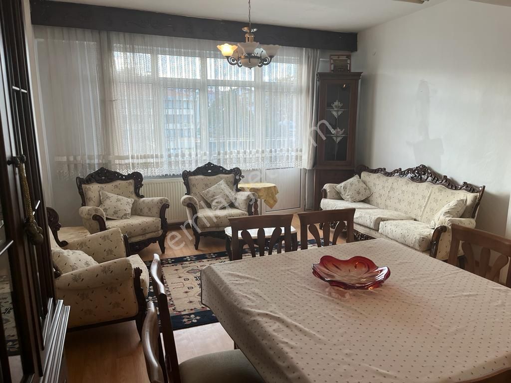 Üsküdar Mimar Sinan Kiralık Daire Üsküdar Merkezde Tüm Ulaşımlara Yakın 85 M2, 2+1 Boş Daire