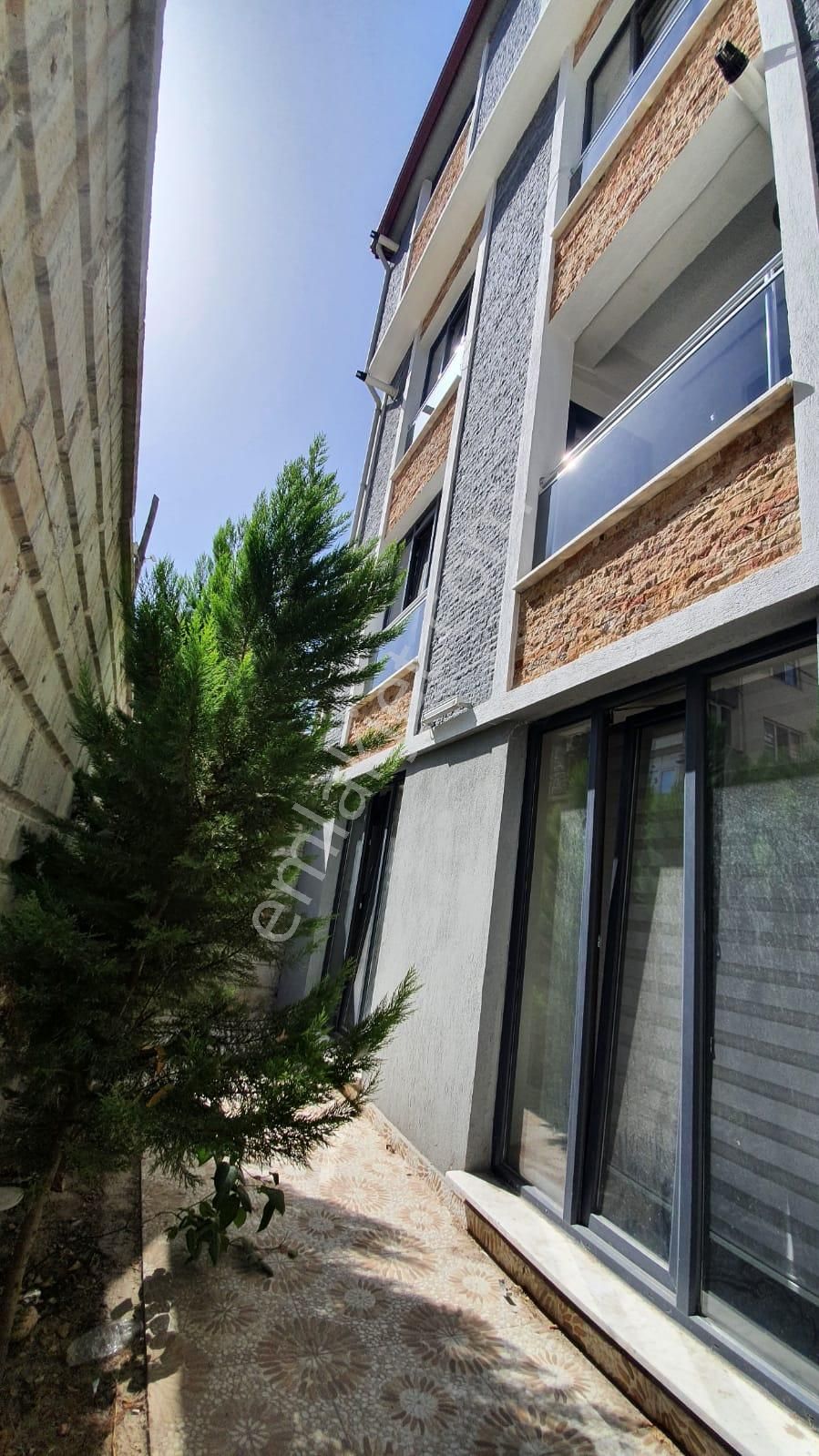 Dur Al Gayrimenkulden Kınıklı Asmalıevlerde Full Eşyalı Satılık Bina - Görsel 3