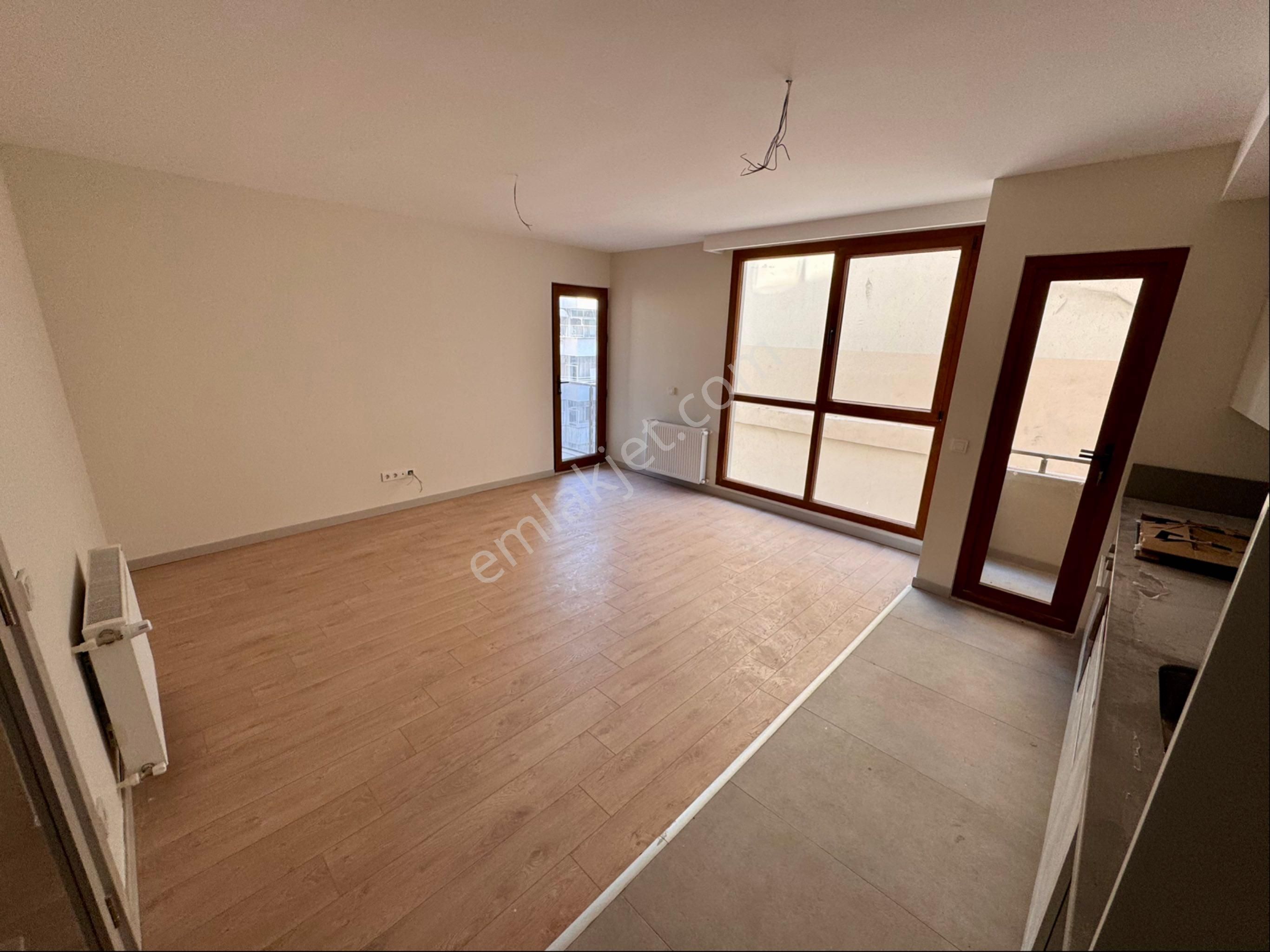 Reşatbey Mah-yarbaşı Karakolu Civarı-4.kat-2+1 Kiralık Daire - Görsel 8