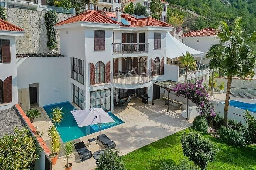 Alanya Bektaş Satılık Villa Alanya /bektaş Ful Manzara Ve Muhteşem Özelliklere Sahip Lüks Villa 5+2