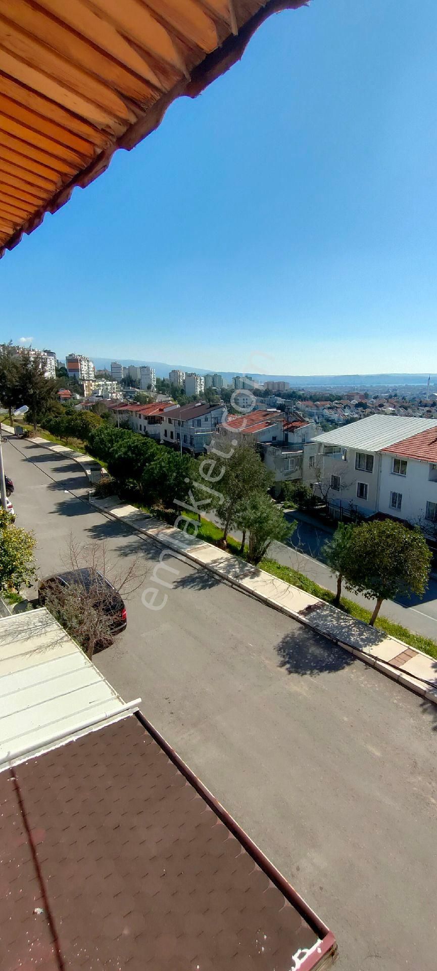 İzmir Çiğli Kiralık Daire Evka2 De Manzarali Müstakil Daire