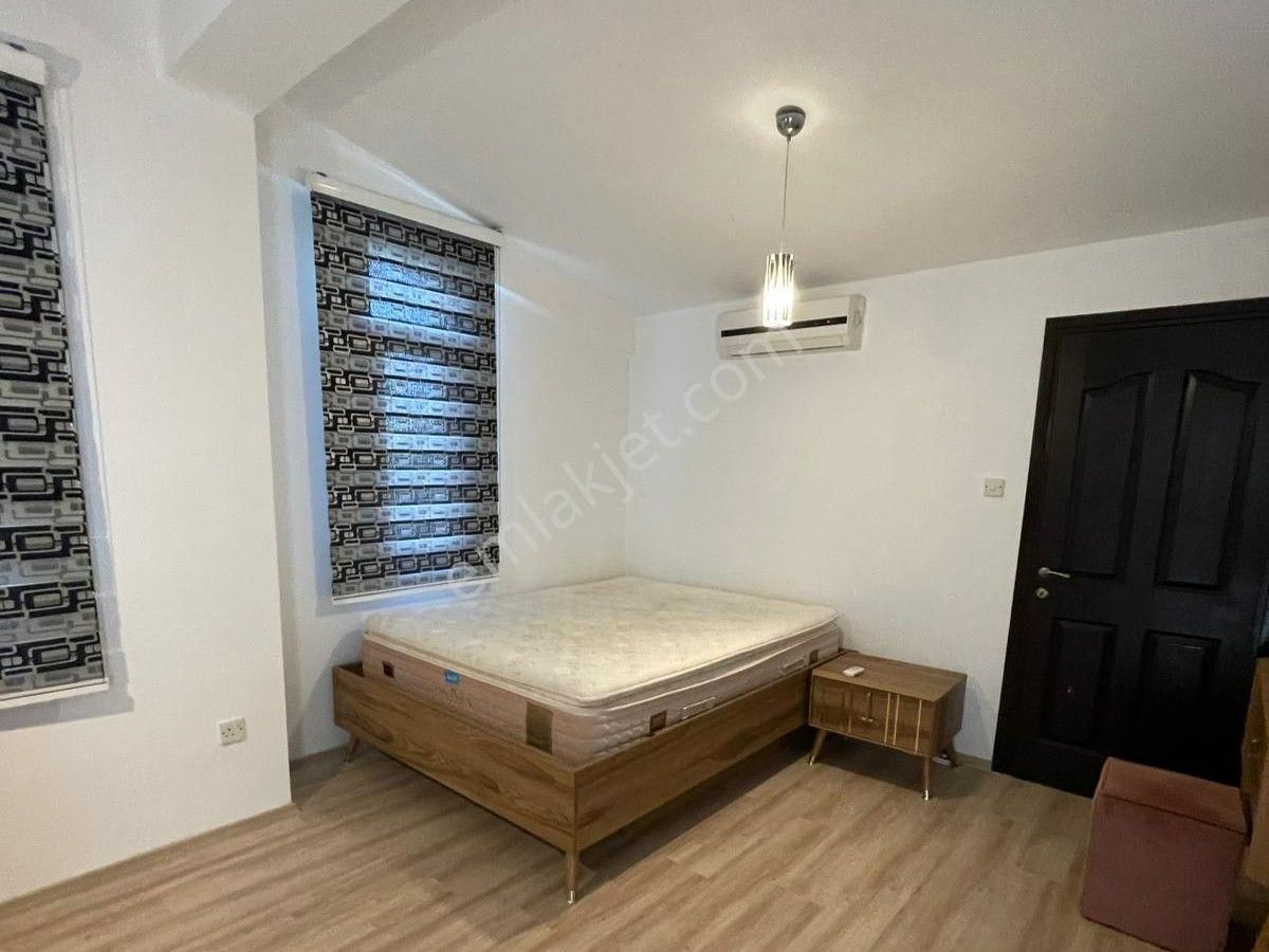 Girne Çatalköy'de Full Eşyalı Satılık 2+1 Villa !!! - Görsel 9