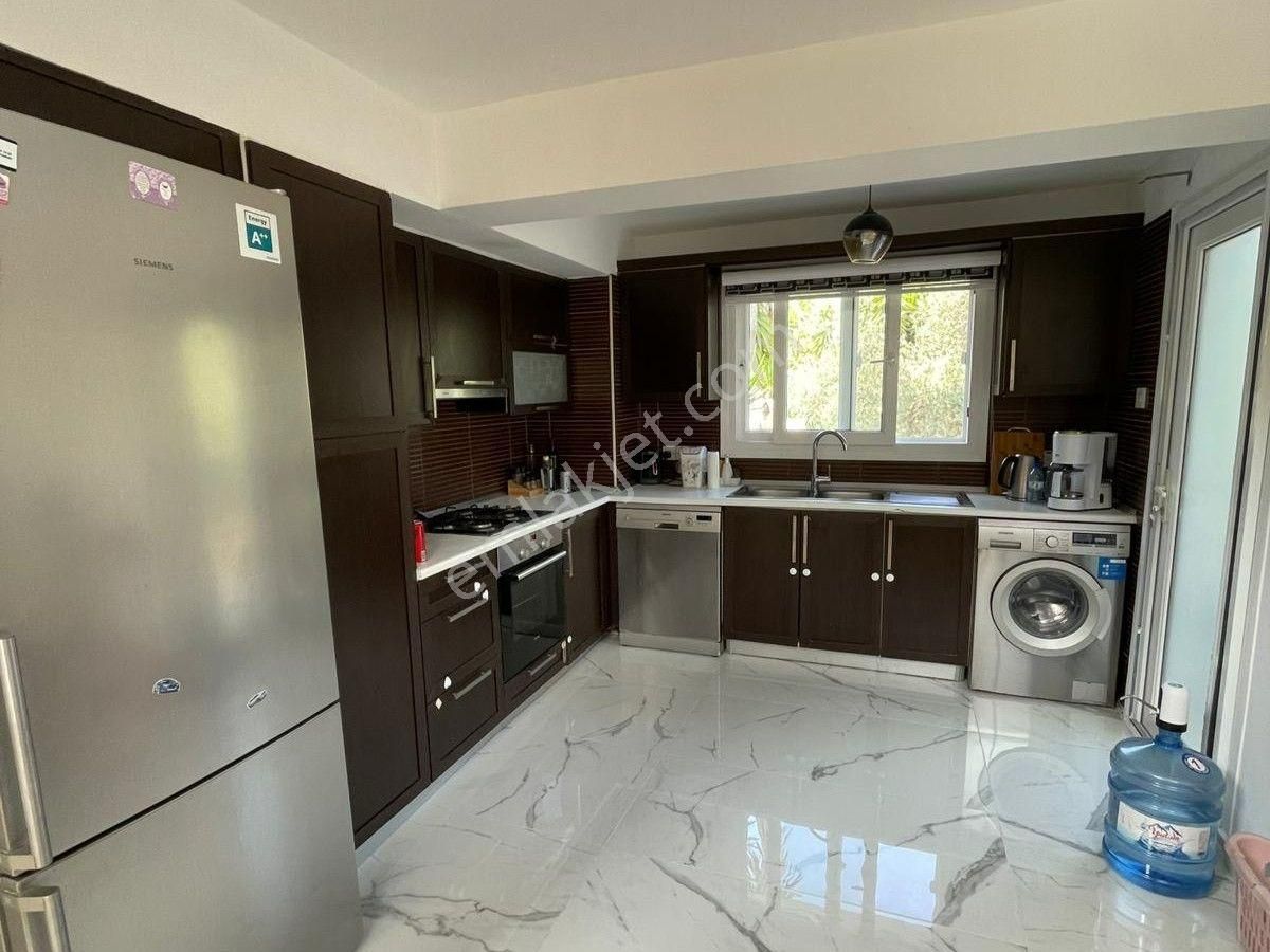 Girne Çatalköy'de Full Eşyalı Satılık 2+1 Villa !!! - Görsel 4