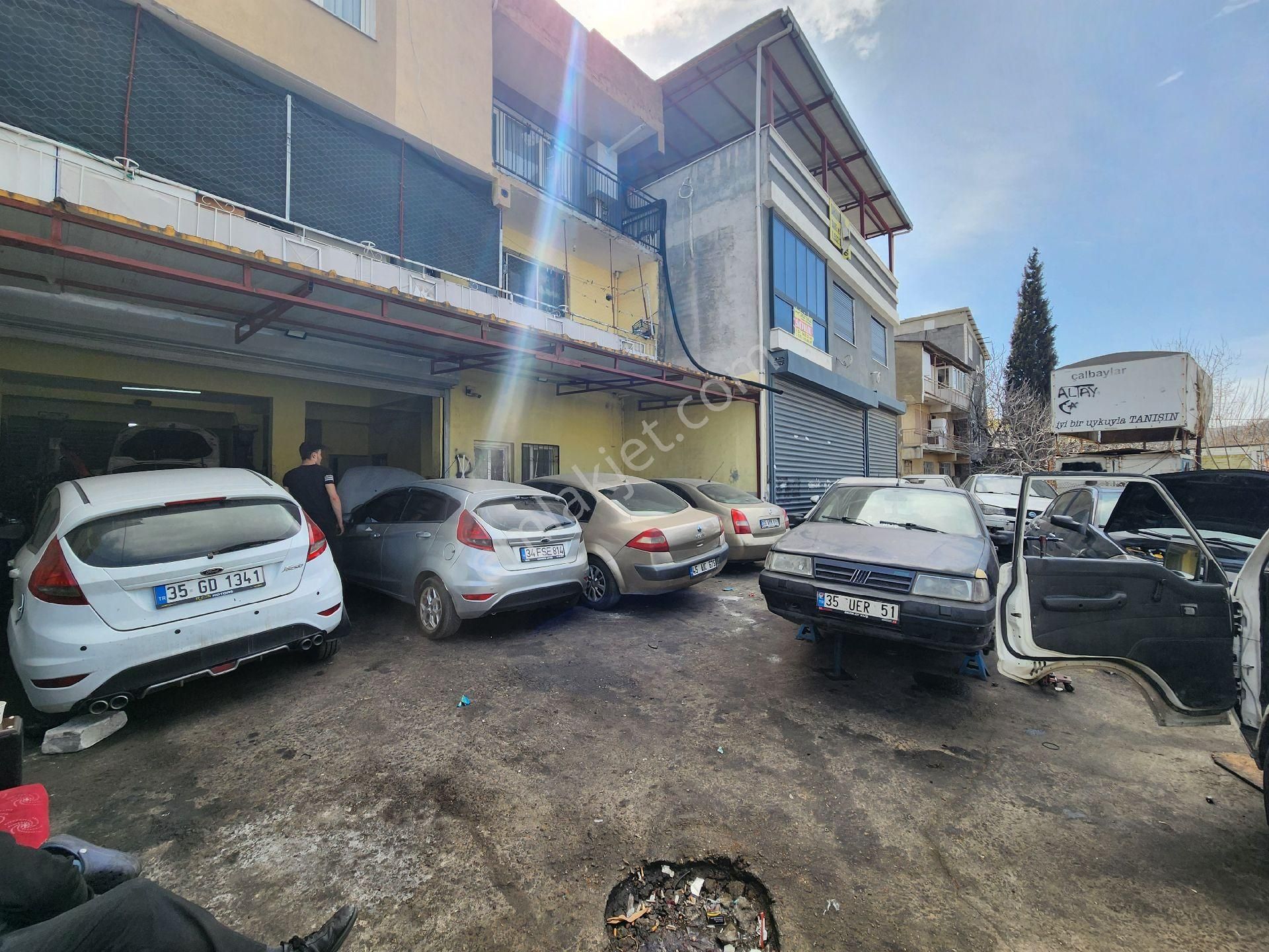 Buca İnönü Satılık Dükkan & Mağaza Buca Otokent Sitesi Karşısında 120 M² Çift Cepheli Satılık Dükkan