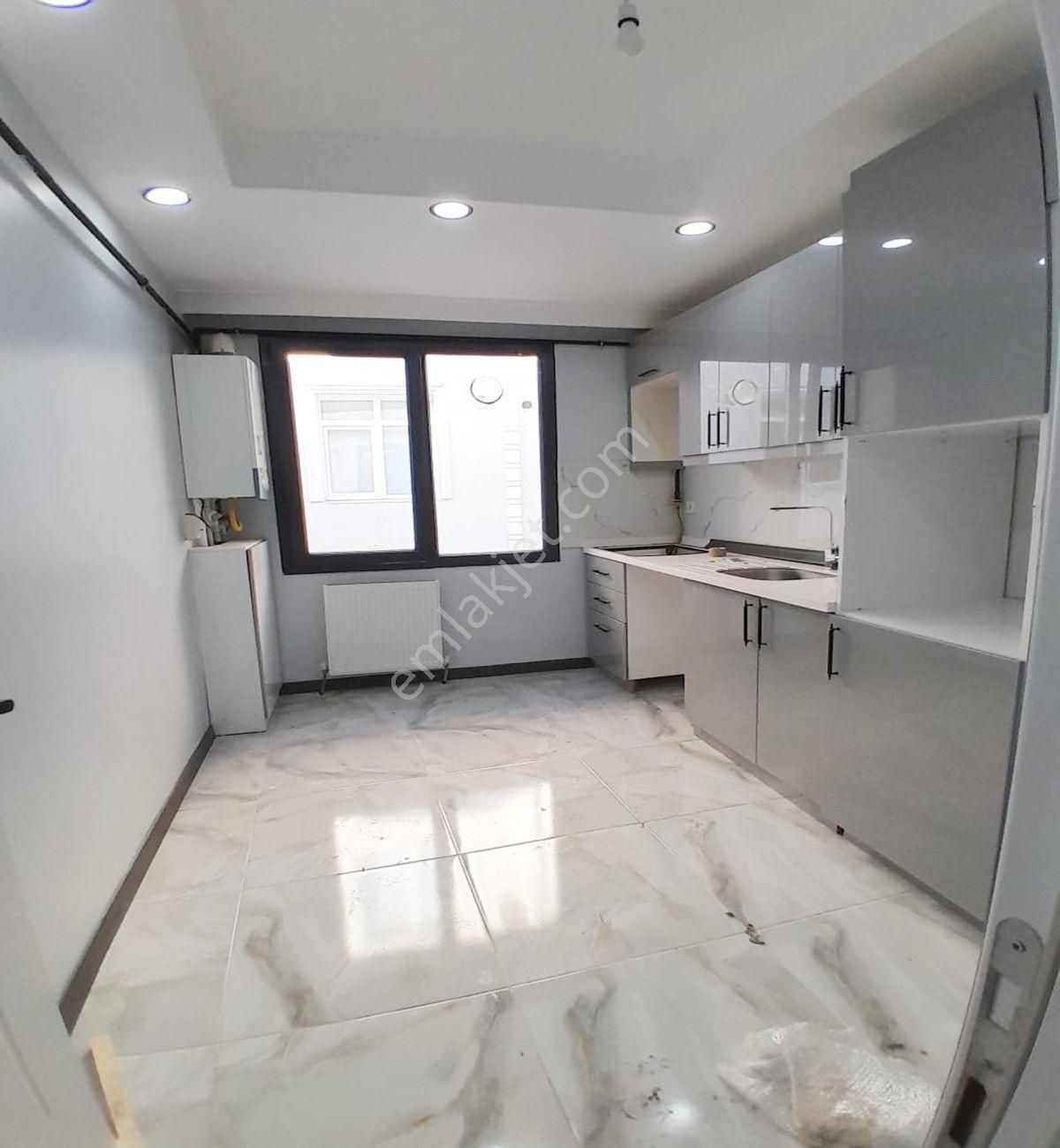 Avcılar D.köşklerde Kapalı Otoparklı Deniz Manzaralı Dublex - Görsel 12