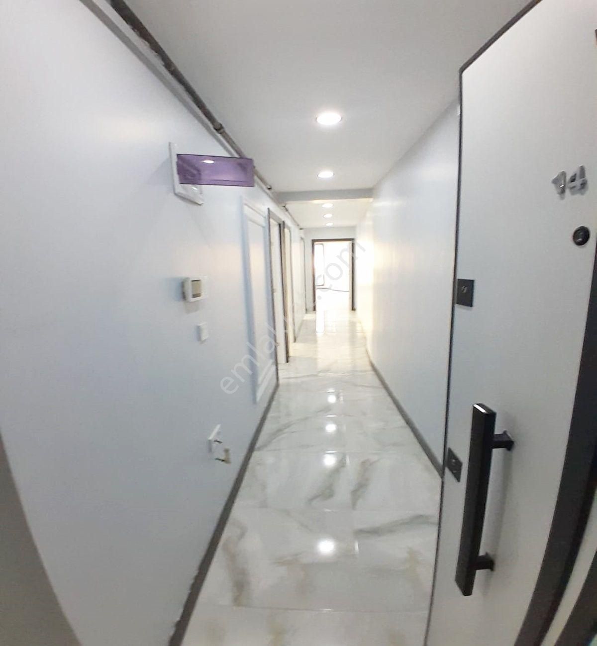 Avcılar D.köşklerde Kapalı Otoparklı Deniz Manzaralı Dublex - Görsel 24