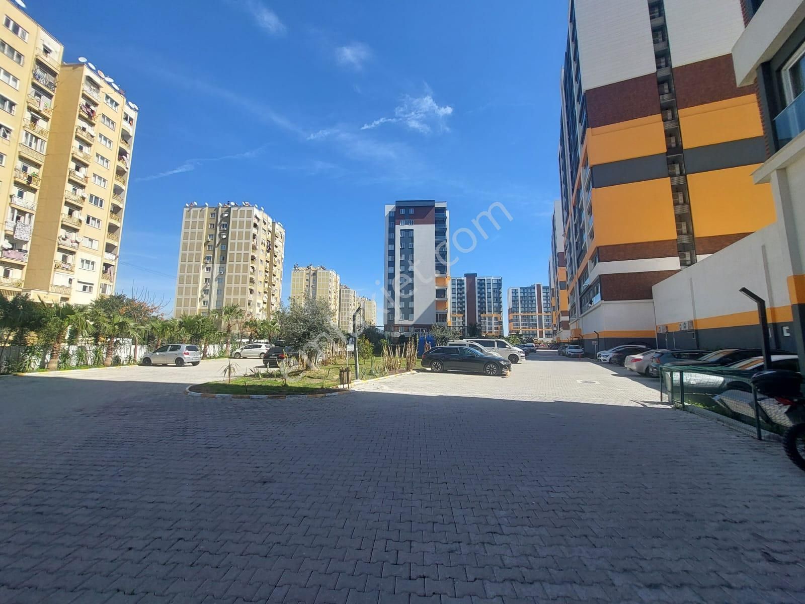 Antalya Kepez Bahçeli Satılık Daire Antalya Kepez Güneş Mah Ekpa Sitesi Eşyalı 1+1 Satılık Daire