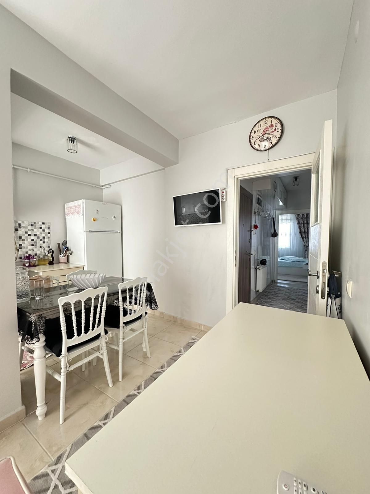 Satılık 2+1 Bakımlı Daire Esentepe Mh Eğitimciler Cd Üzerinde - Görsel 4