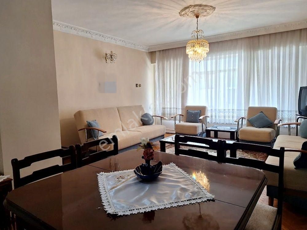 Adapazarı Yenidoğan Mahallesinde Kiralık Eşyalı 3+1 Daire - Görsel 11