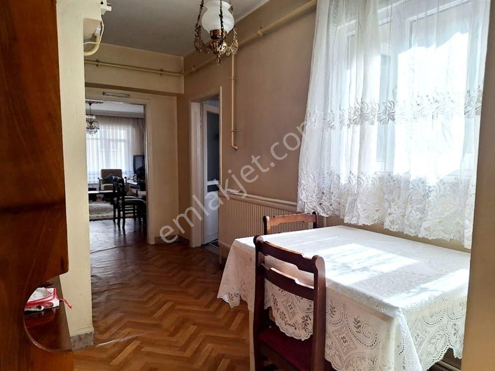 Adapazarı Yenidoğan Mahallesinde Kiralık Eşyalı 3+1 Daire - Görsel 27