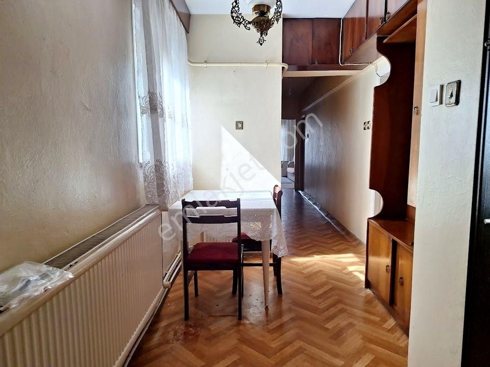 Adapazarı Yenidoğan Mahallesinde Kiralık Eşyalı 3+1 Daire - Görsel 29