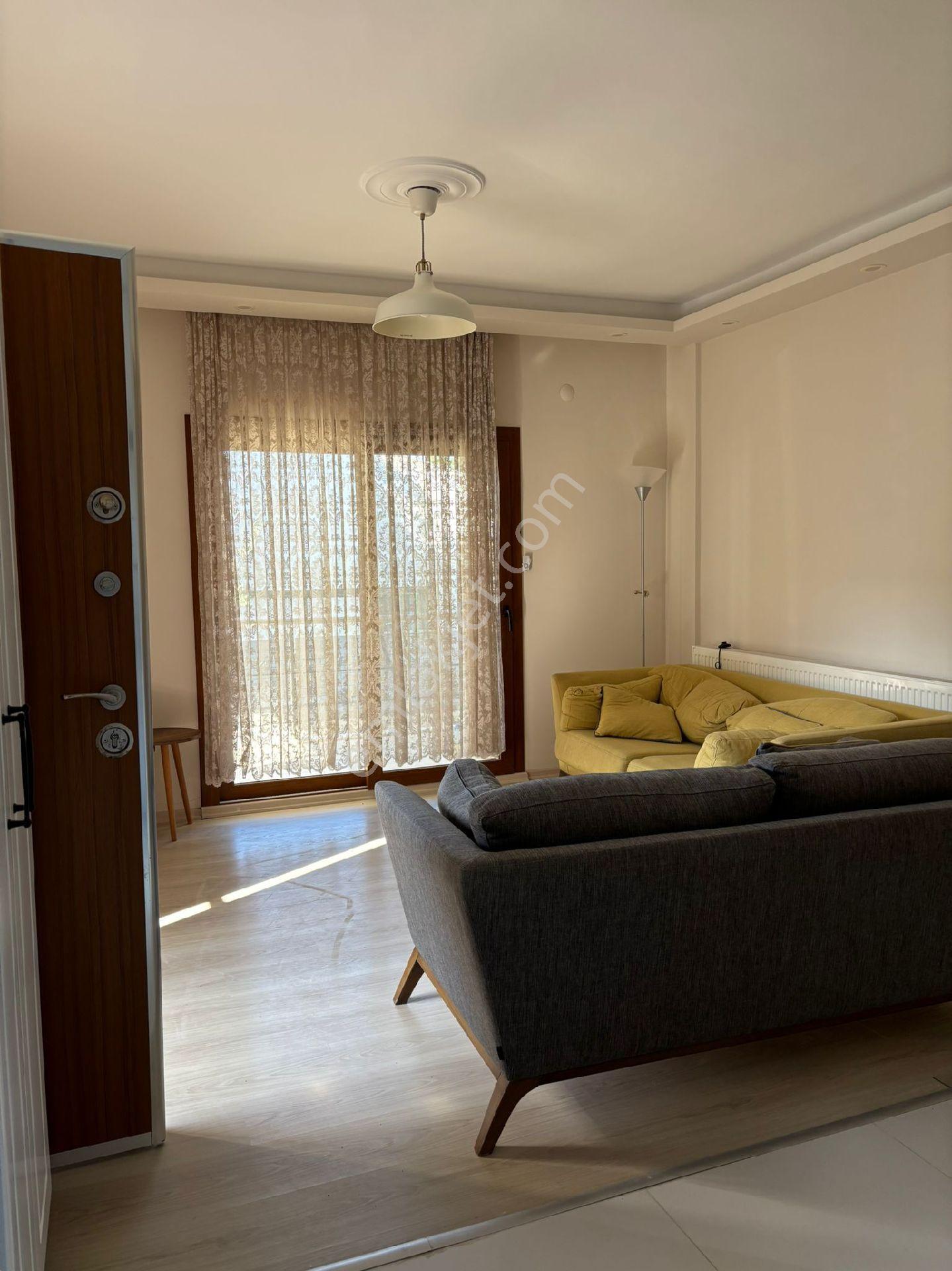 Mordoğan'da Merkezi Konumda Kiralık Triplex Yazlık - Görsel 19