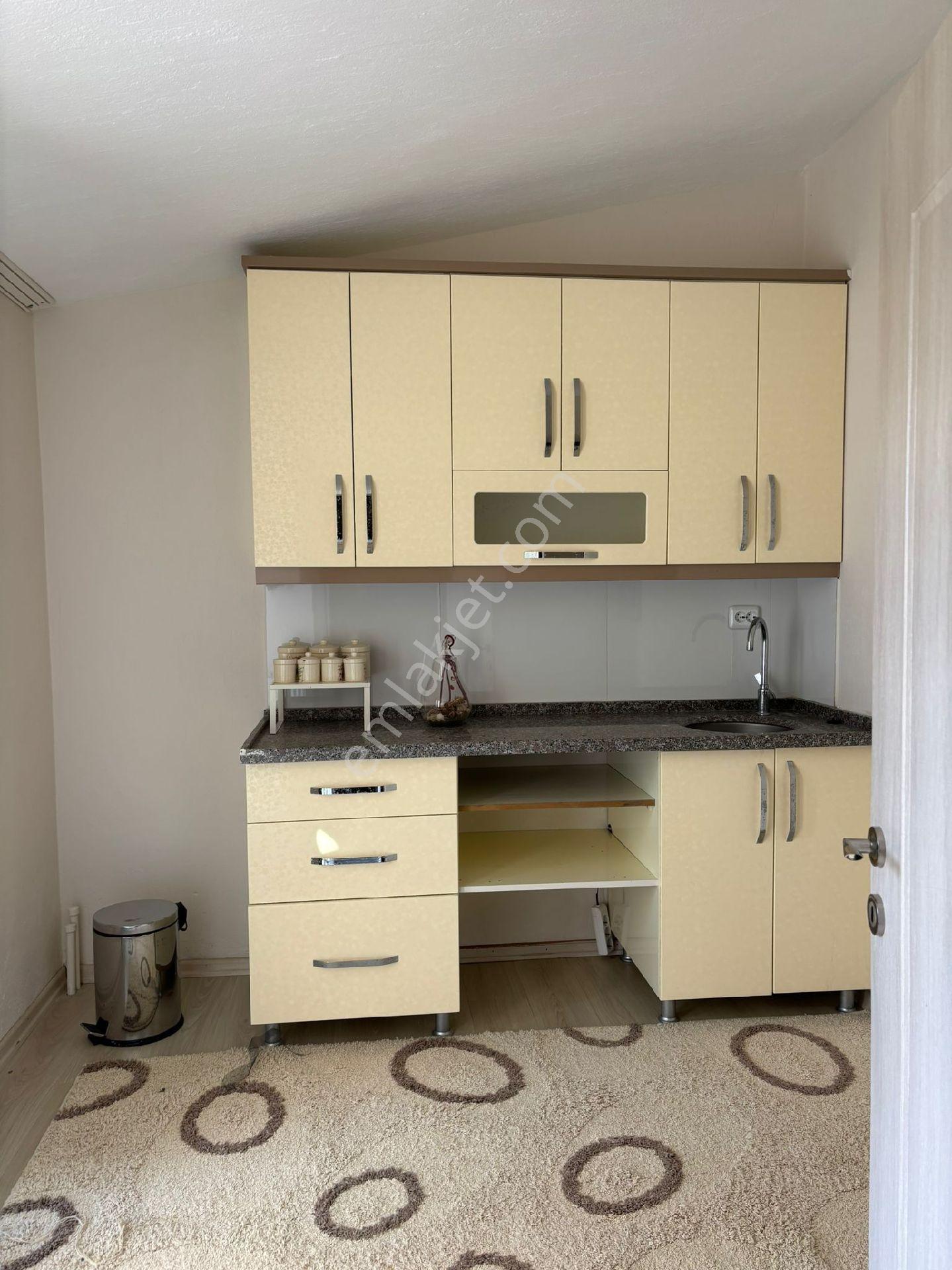 Mordoğan'da Merkezi Konumda Kiralık Triplex Yazlık - Görsel 30