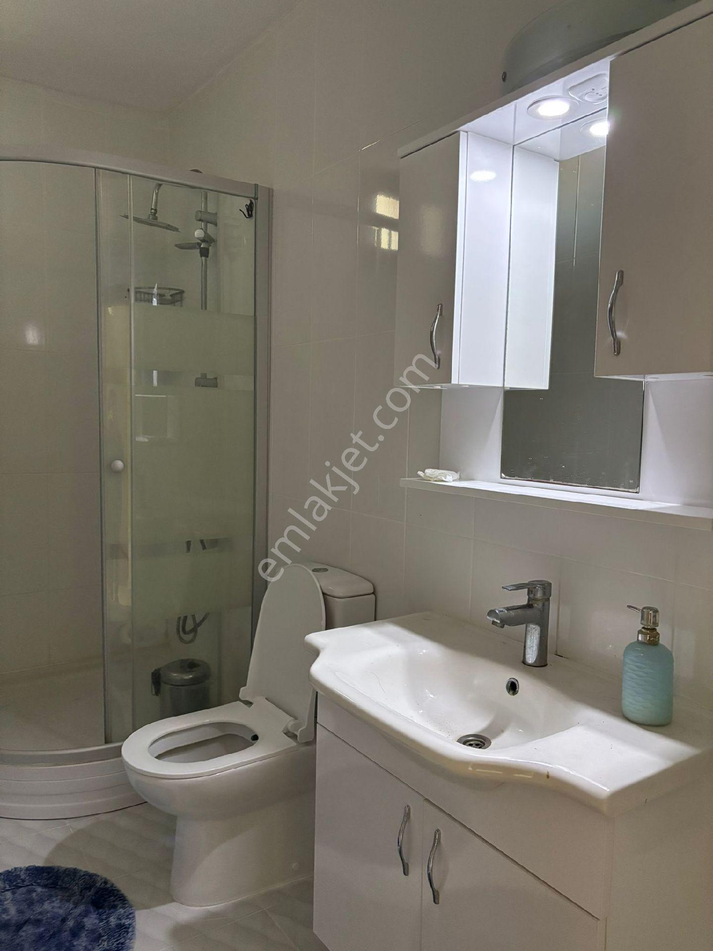 Mordoğan'da Merkezi Konumda Kiralık Triplex Yazlık - Görsel 28