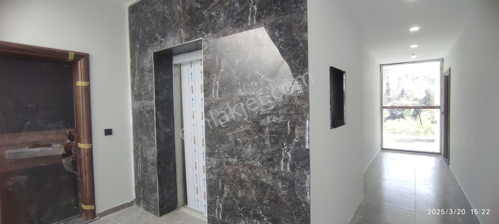 Kuşadası'nda Havuzlu Site İcinde ,köşe Konumda Sıfır Lüks Daire - Görsel 32