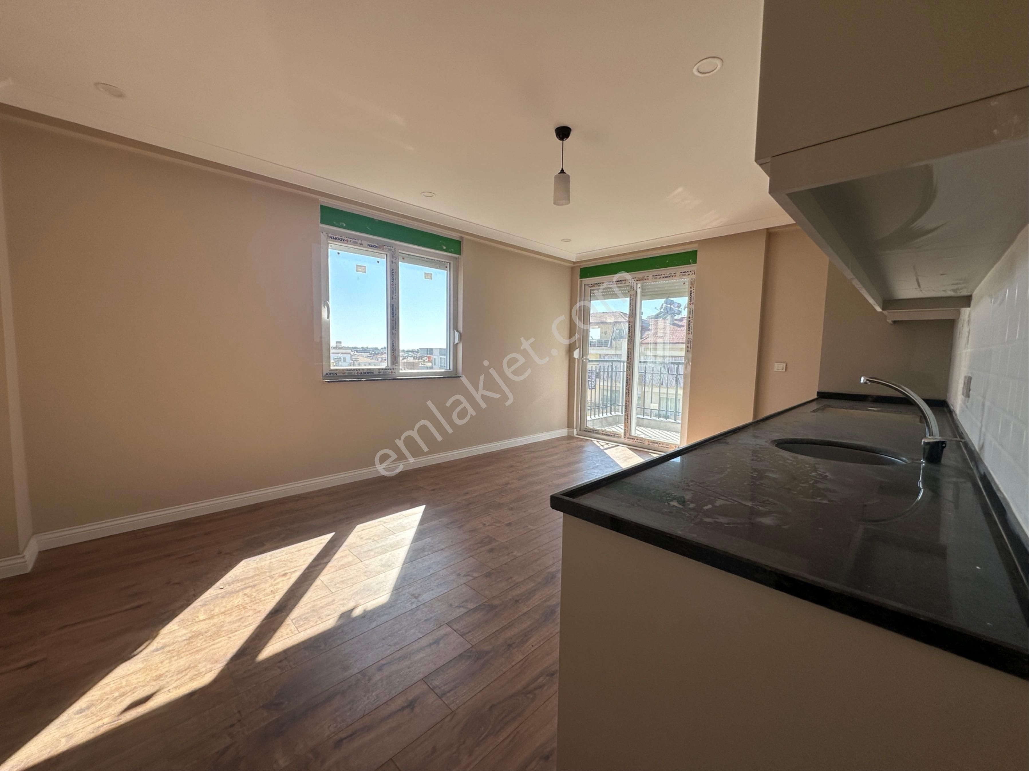 Sarilarda Satılık Okullara Yakın 2+1 Arakat Daire - Görsel 8