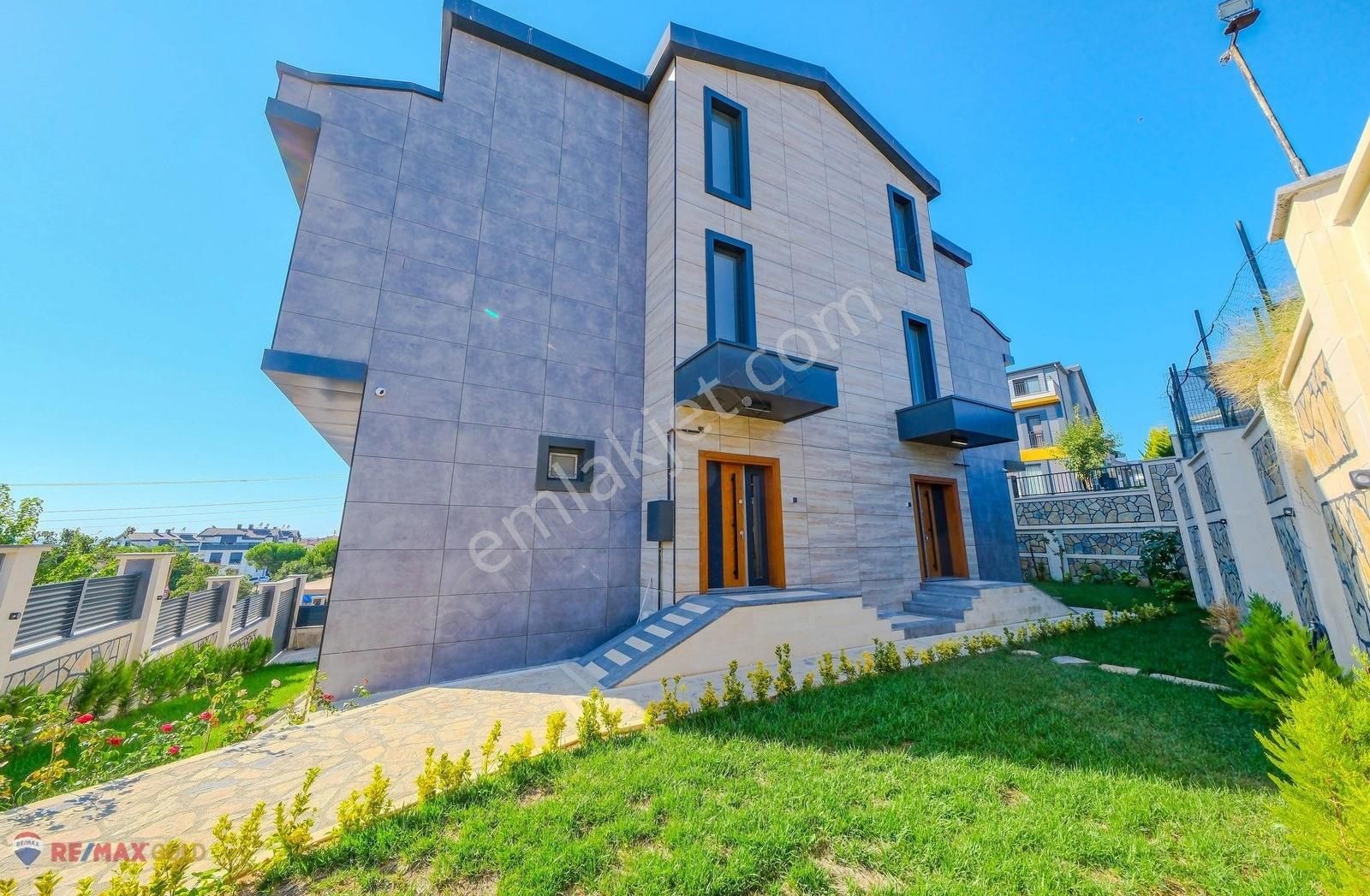 Darıca Bayramoğlu Satılık Villa Akıllı Ev Sistemiyle Donatılmış Ultra Lüks Satılık Sıfır Villa