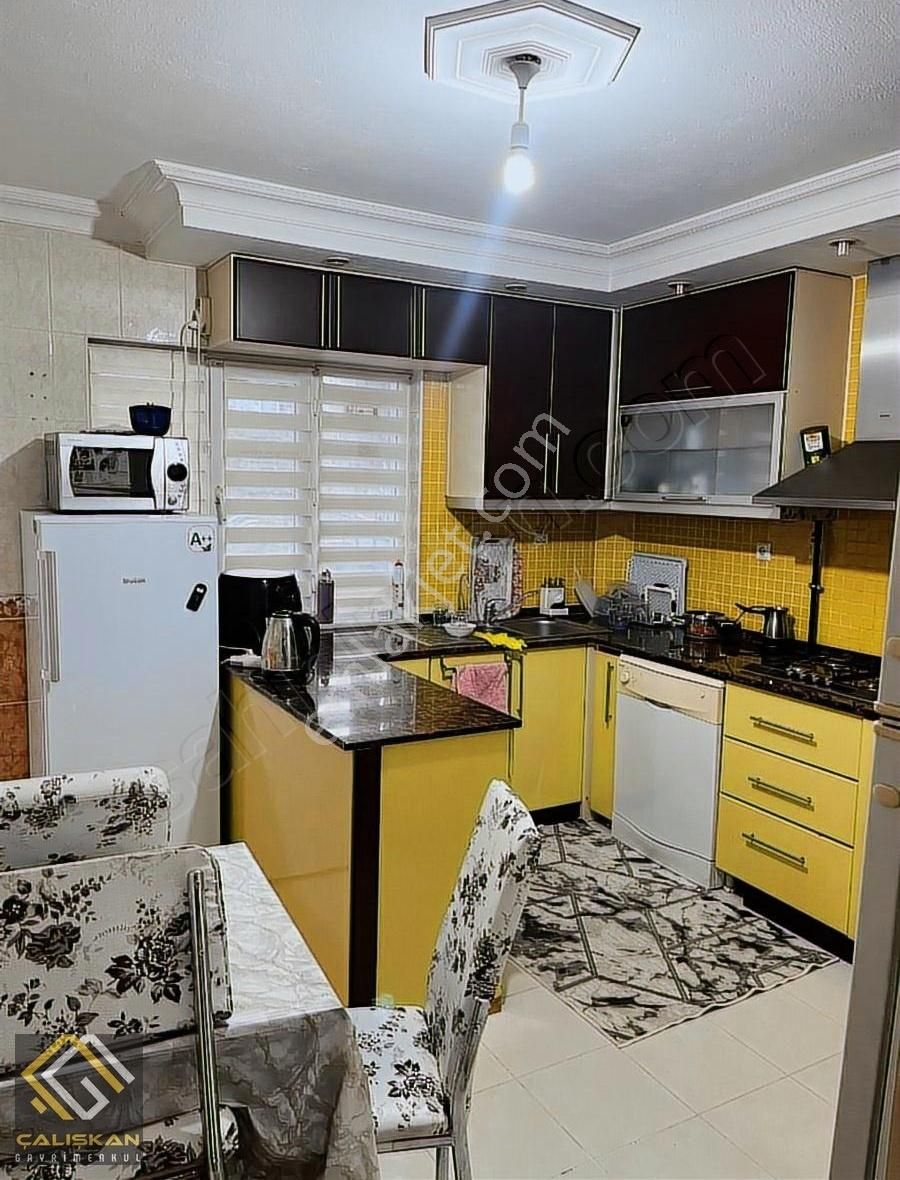 Çalışkandan Site İçerisinde 180 M² Ara Kat Satılık Daire - Görsel 3