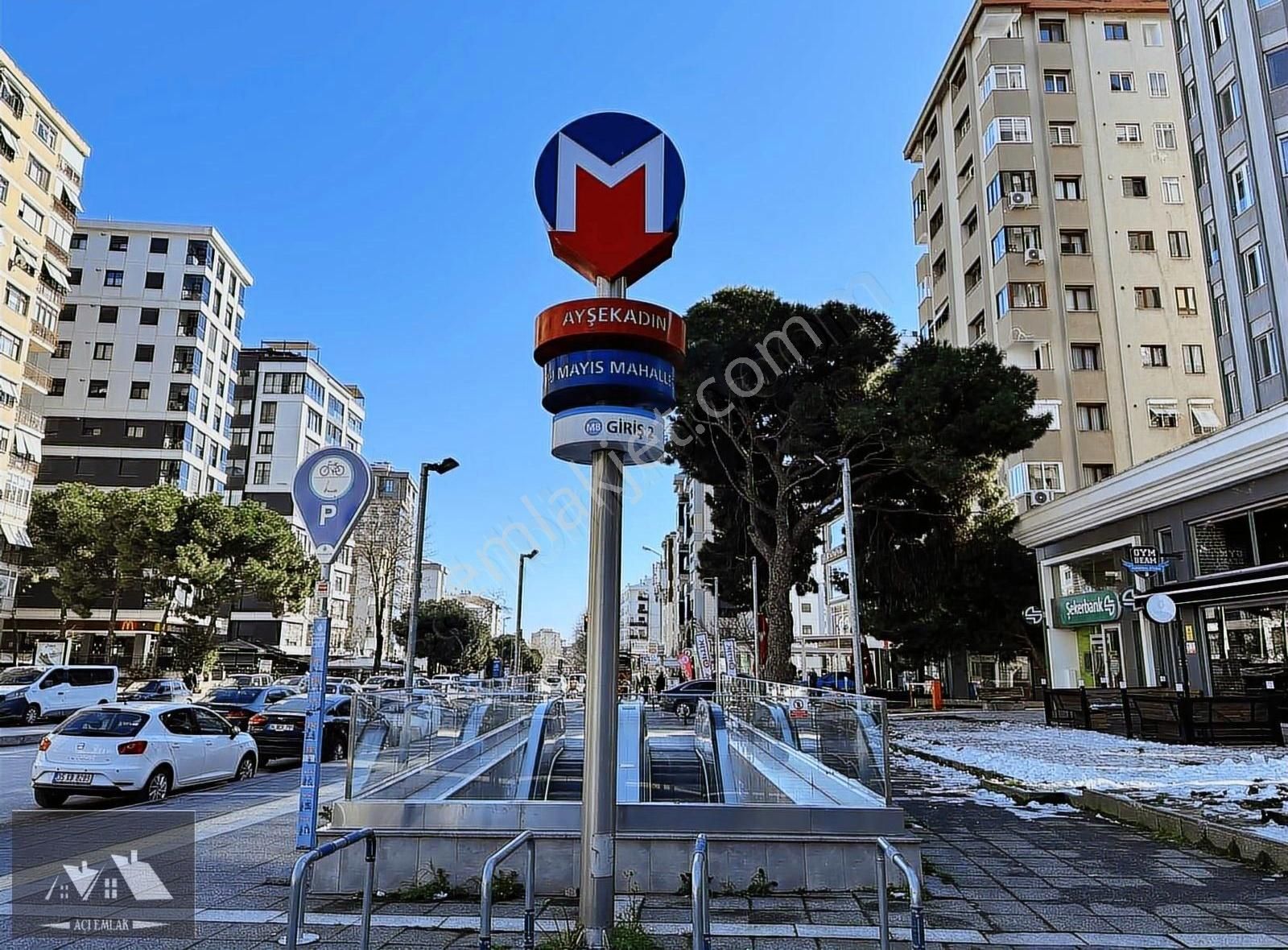 Kadıköy Suadiye Satılık Daire 5 Yıllık 1+1 Ayşekadın Da Deniz Manzaralı Metroya Trene Yakın