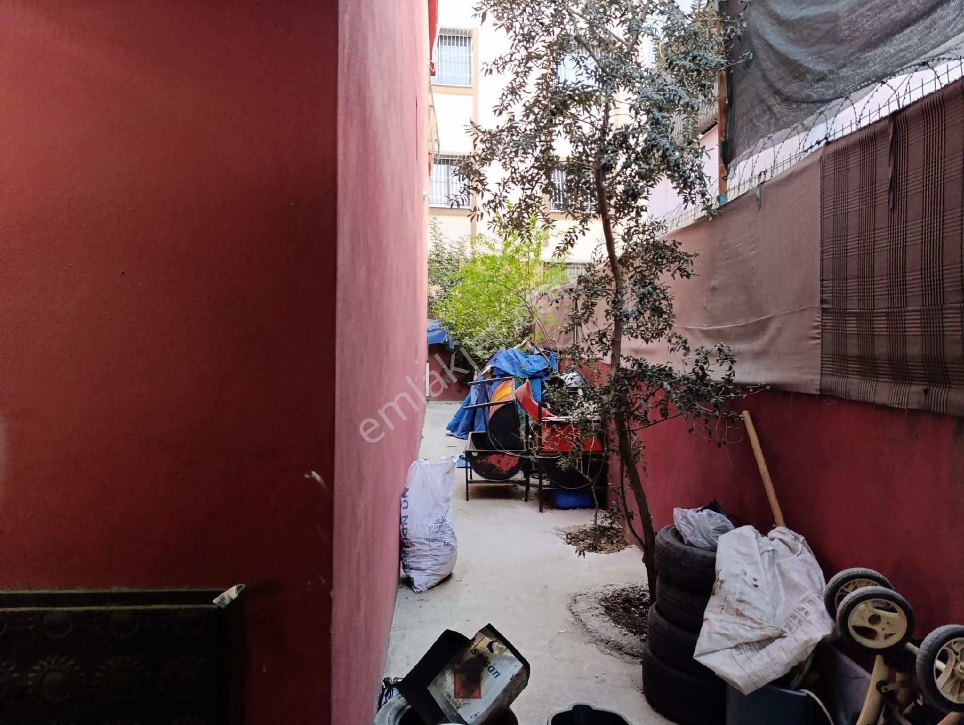 Karşıyaka Cumhuriyet Mahallesine 2 Katlı 4+1 Müstakil Ev - Görsel 16