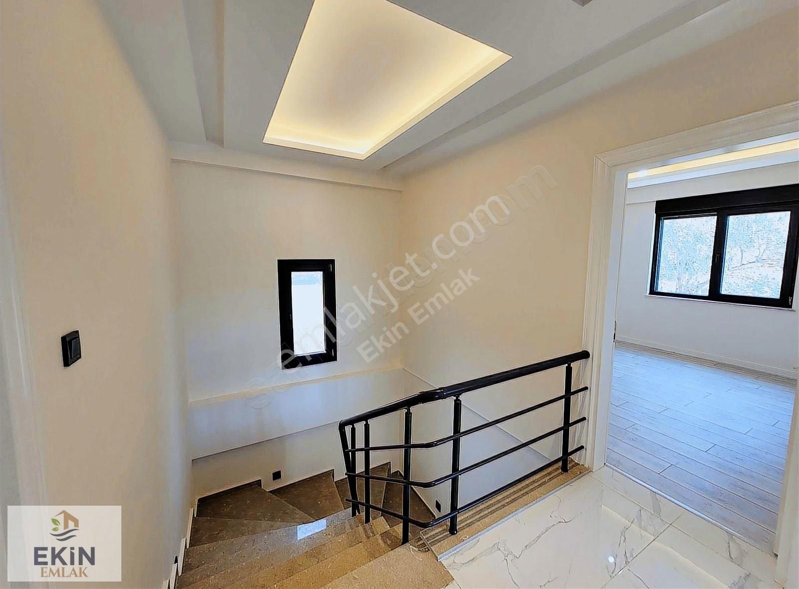 Güre Oteller Bölgesinde, Devasa Bahçeli, 7+1 Sıfır Akıllı Villa - Görsel 3