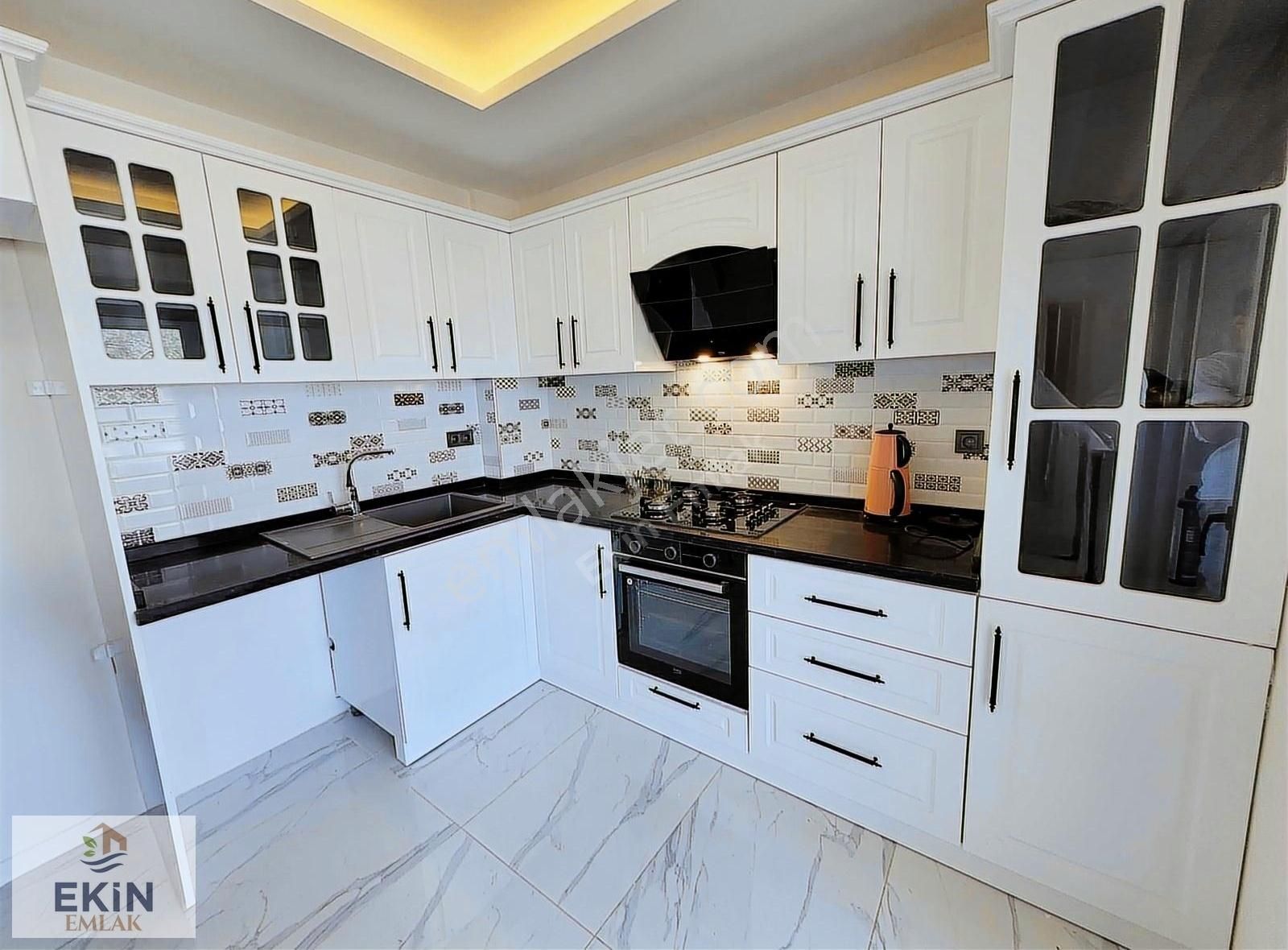 Güre Oteller Bölgesinde, Devasa Bahçeli, 7+1 Sıfır Akıllı Villa - Görsel 11