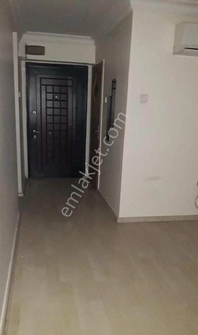 Konak İsmet Kaptan Kiralık Ofis Pasaport Fevzipaşa Bulvarında 12000 Tl. Kiralık Ofis