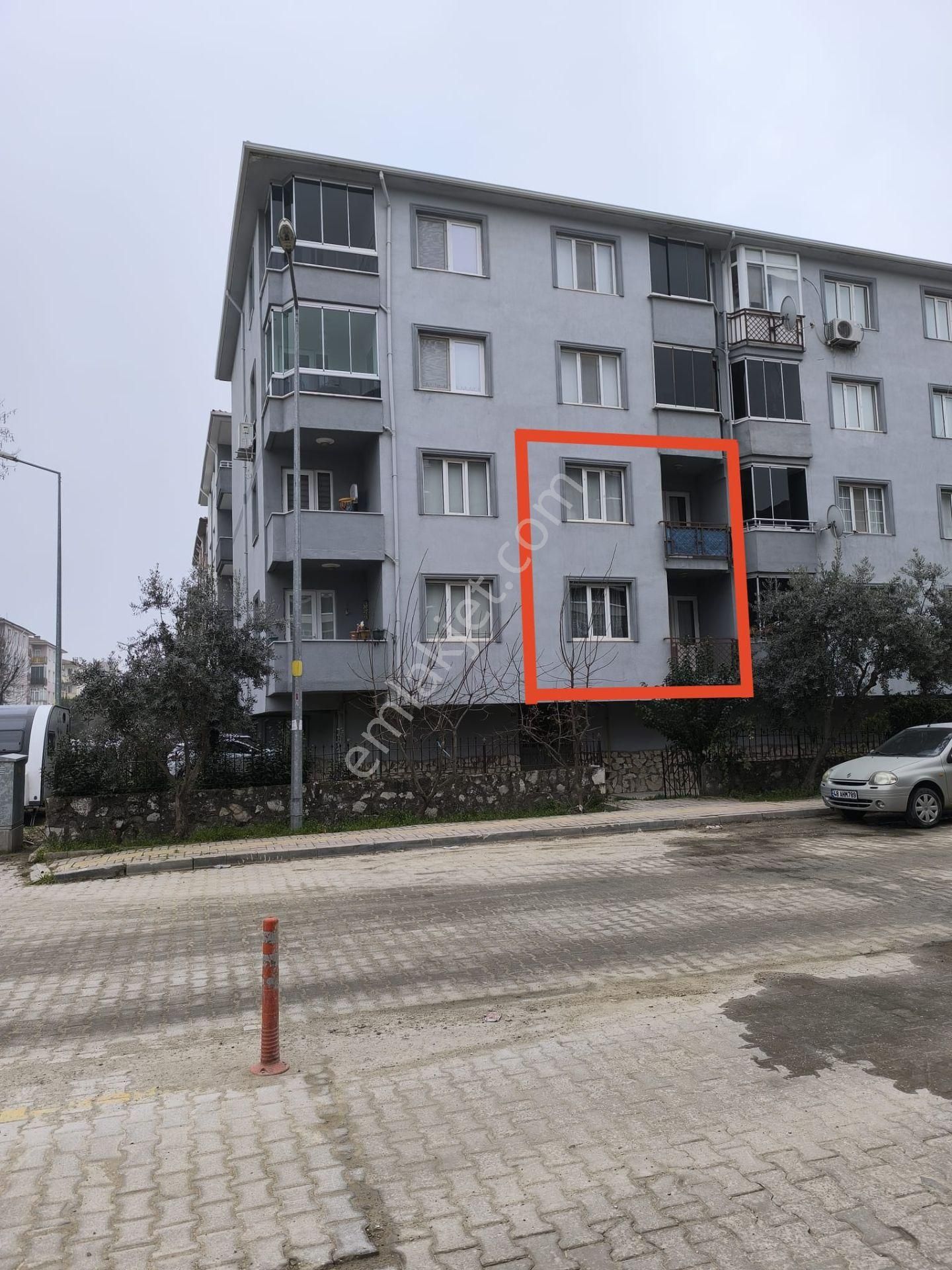 M.k.paşa Gayrimenkulden Etibank Yanı 3+1 Site İçi Dubleks