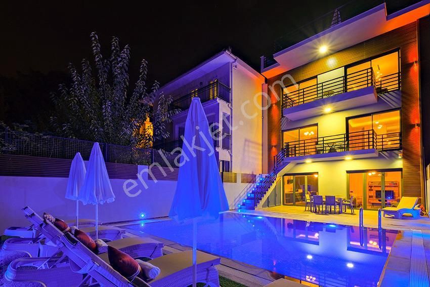 Fethiye Karagözler'de Deniz Manzaralı Satılık 5+2 Lüks Villa - Görsel 3