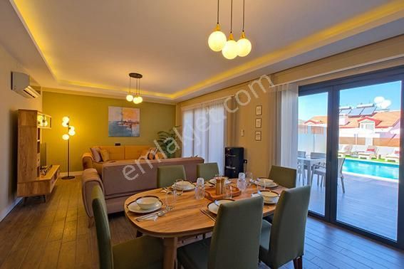 Fethiye Karagözler'de Deniz Manzaralı Satılık 5+2 Lüks Villa - Görsel 9