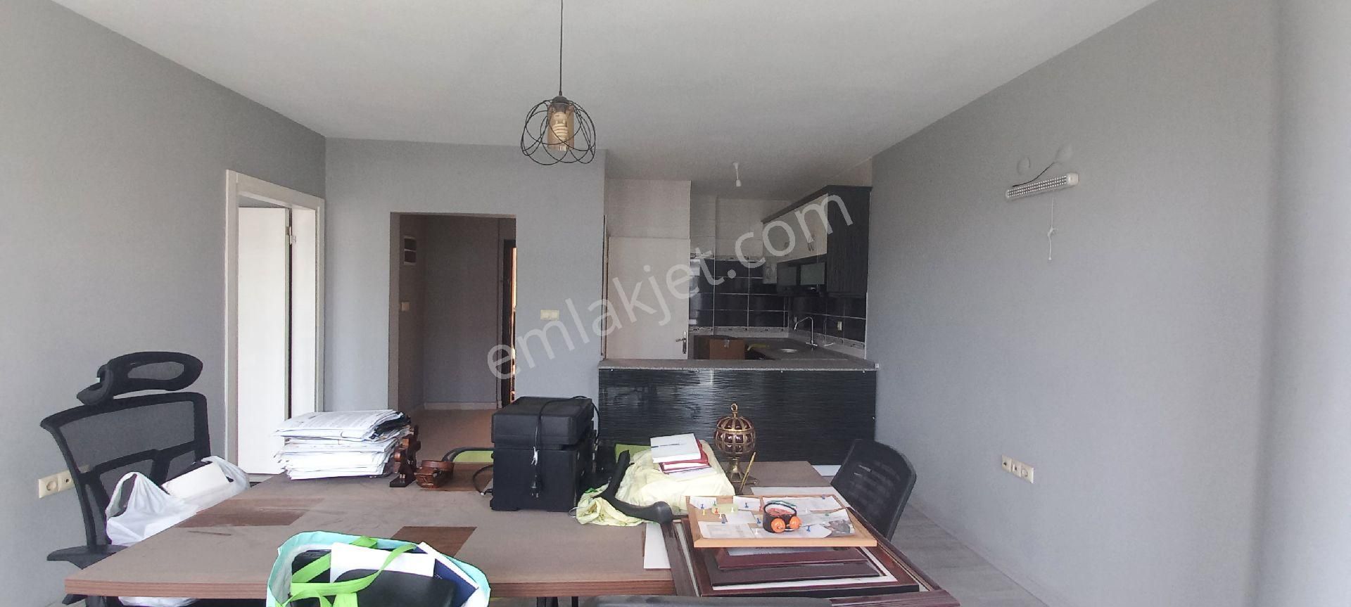 İzmir Çiğli Merkezde Birçok Meslek İçin Uygun Ofis - Görsel 5