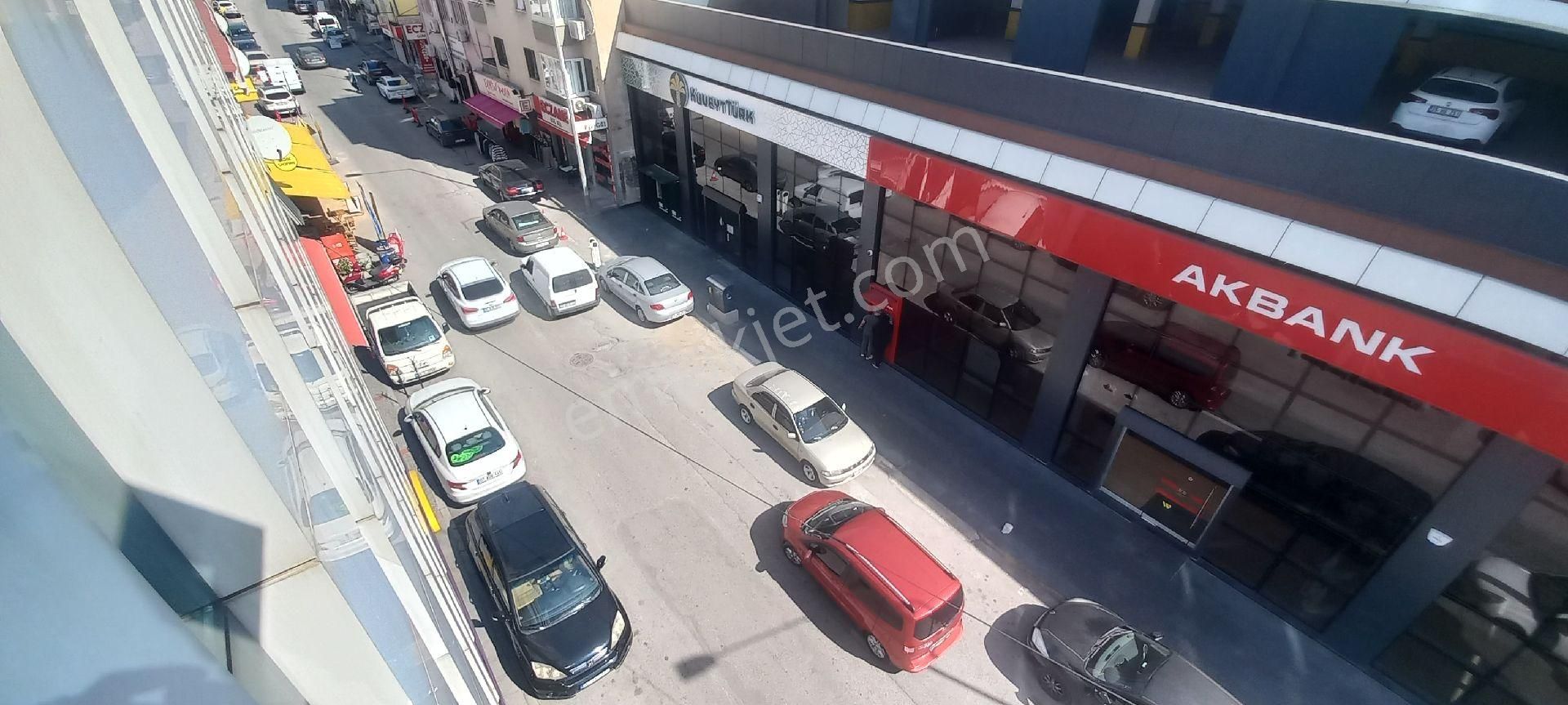 İzmir Çiğli Merkezde Birçok Meslek İçin Uygun Ofis - Görsel 14